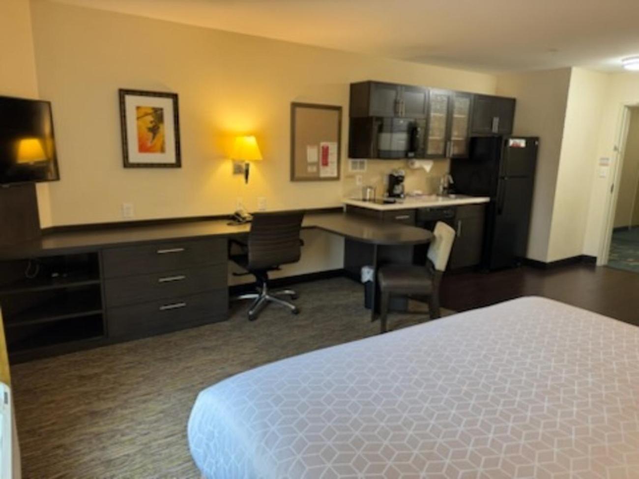 Candlewood Suites Eugene Springfield By Ihg Экстерьер фото